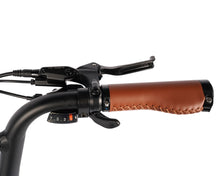 Load image into Gallery viewer, Cub Pro