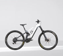 Load image into Gallery viewer, REVER PREMIUM CARBON